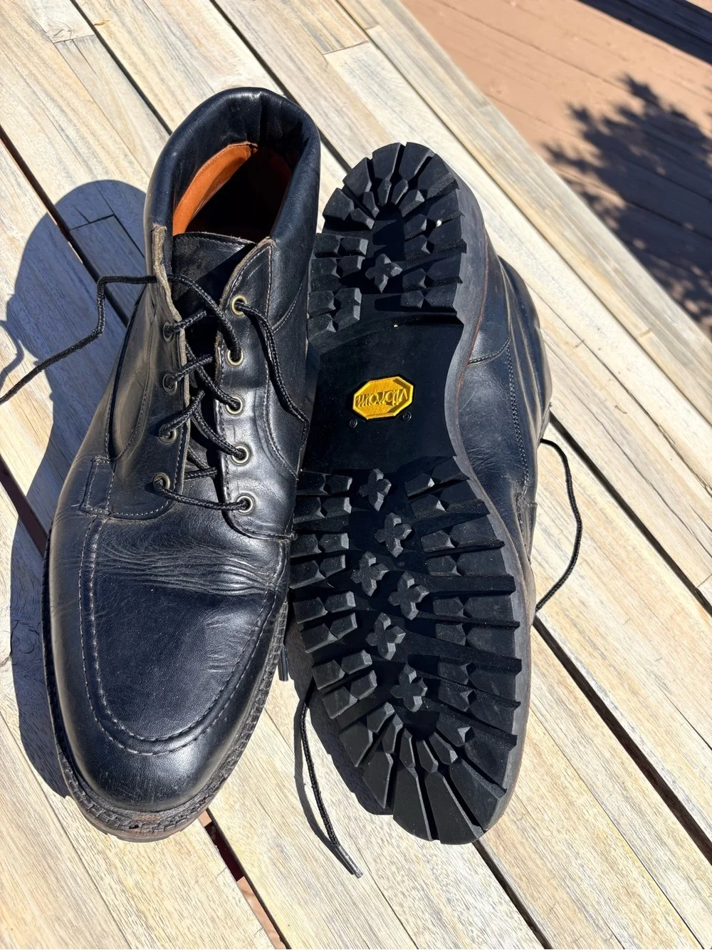 Vibram Men's Black Leather Lace-Up Boots size 14